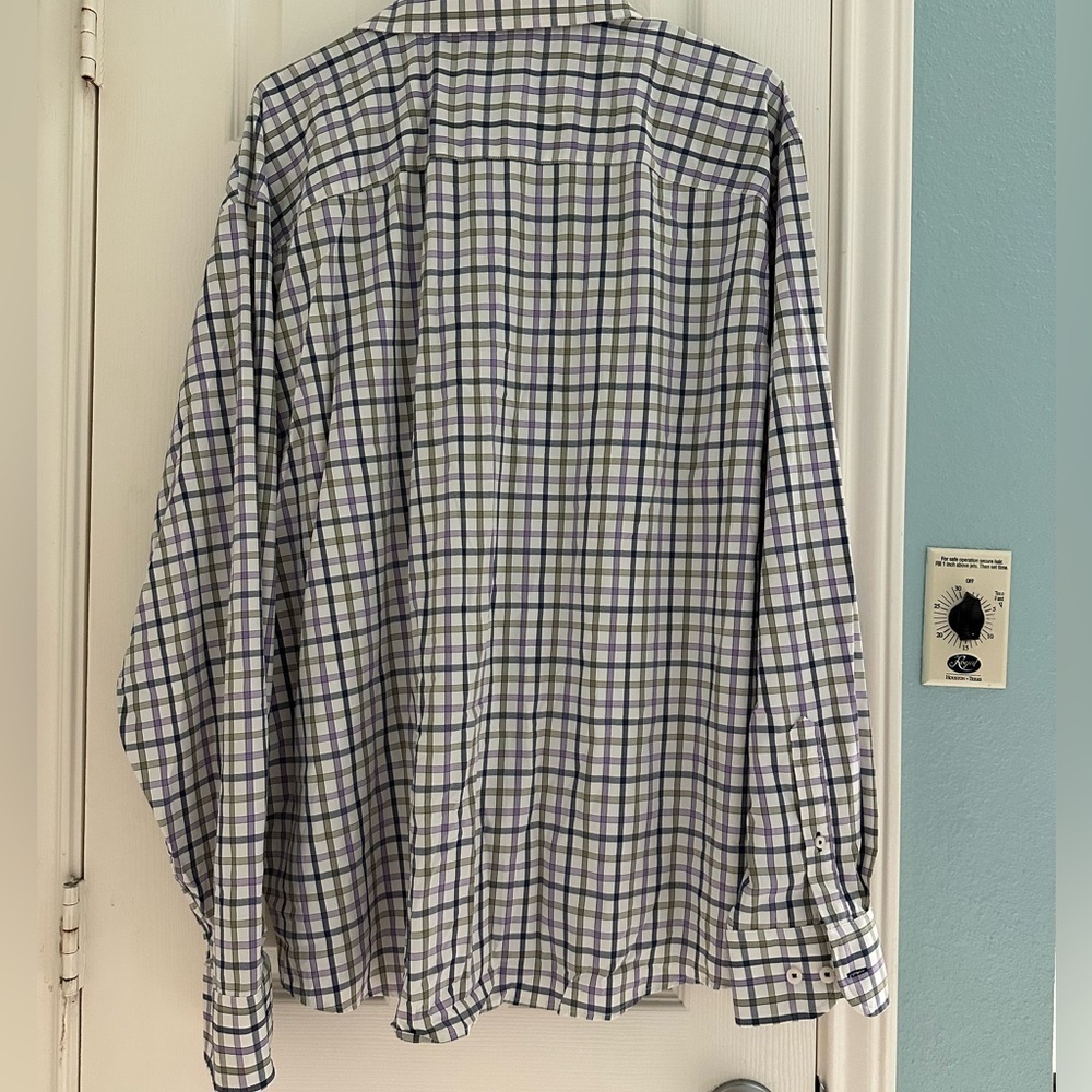 Untuckit White Purple Plaid Dress shirt size 3XL. Relaxed Fit - Picture 4 of 4